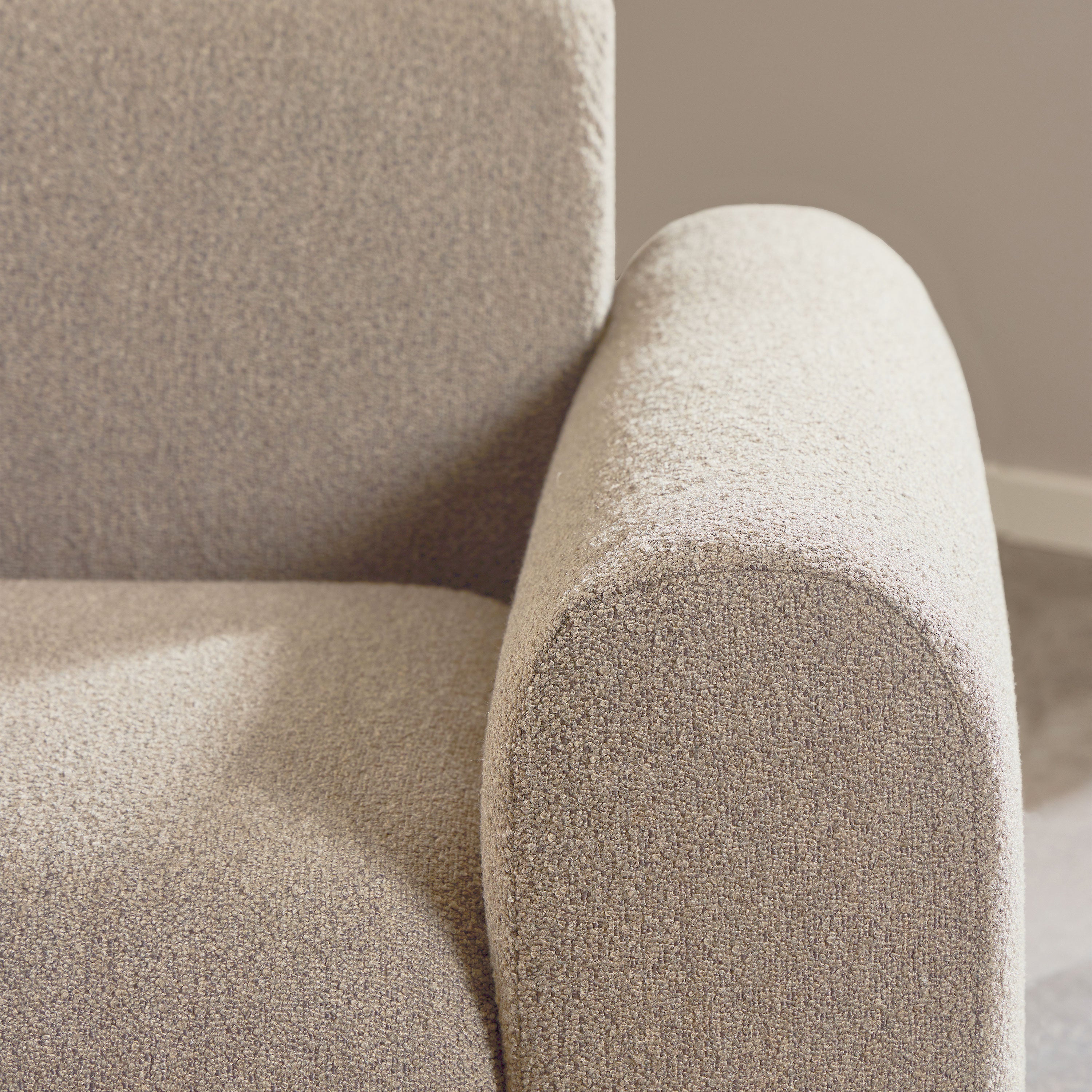 Midfield 2 Seater Chaiselongue Sofa LHF (Reversible Module) in Beige Cona Boucle 1 Fabric, Base in Matt Black