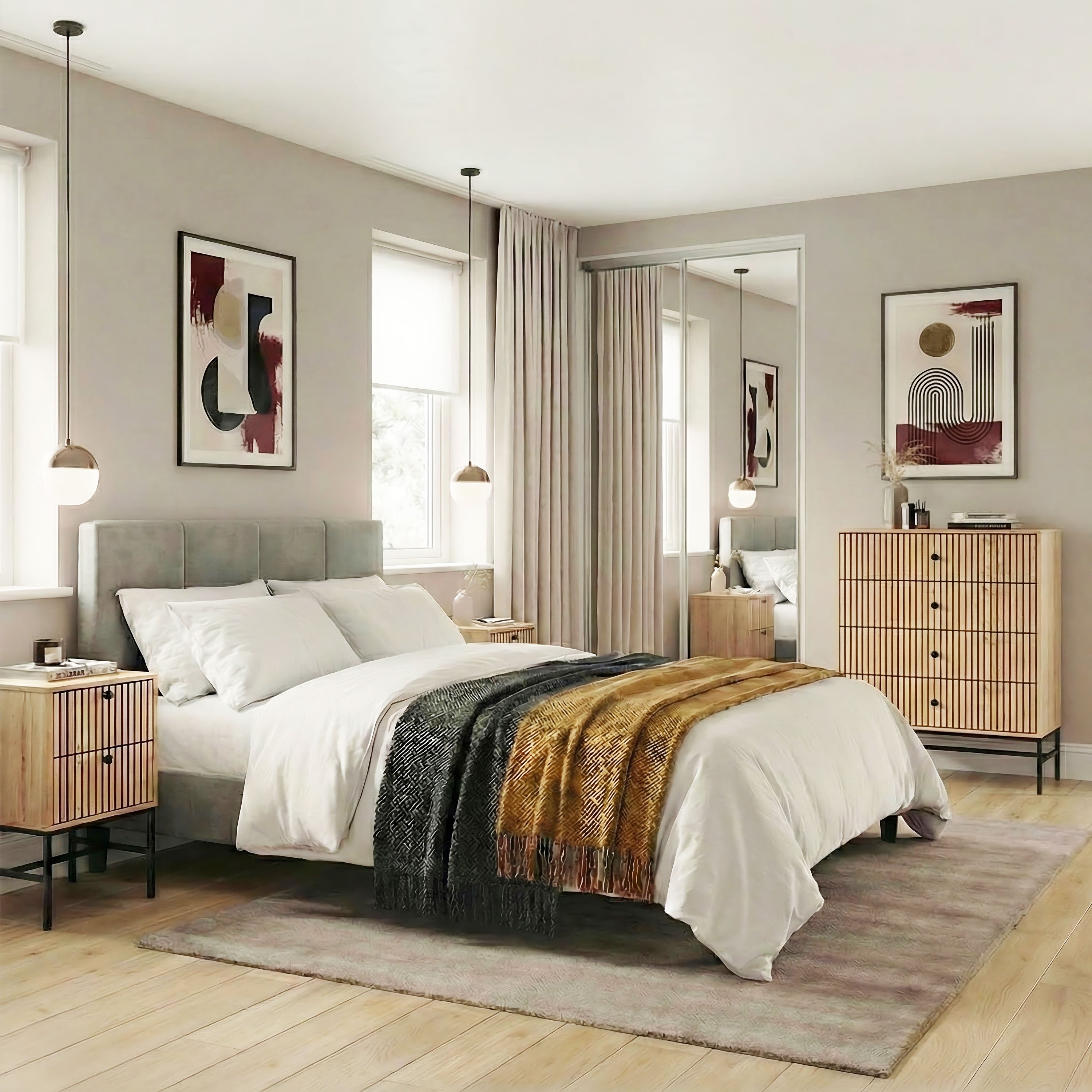 Albany Chest of 4 Drawers in Oak/Black Legs
